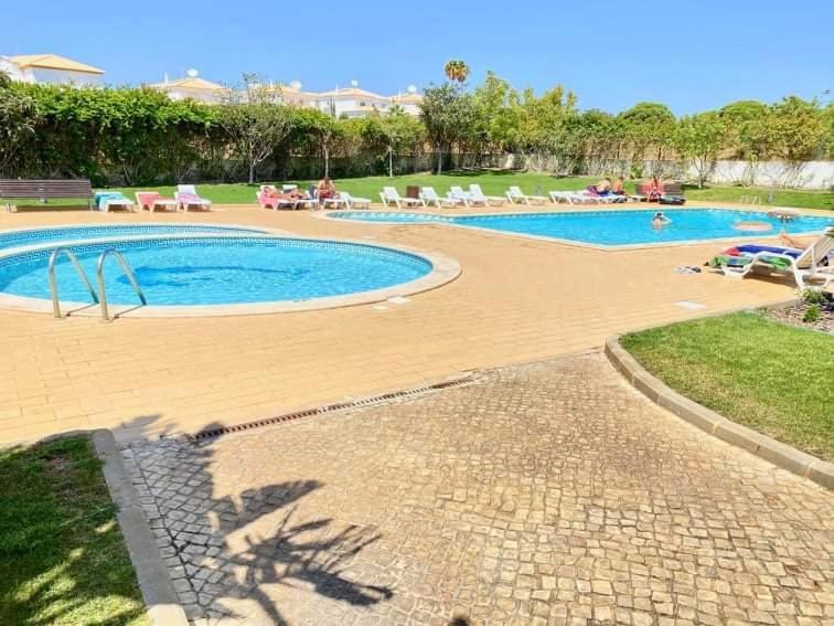 Flamingo'S Apartment W/ 2 Swimming Pool Albufeira Extérieur photo